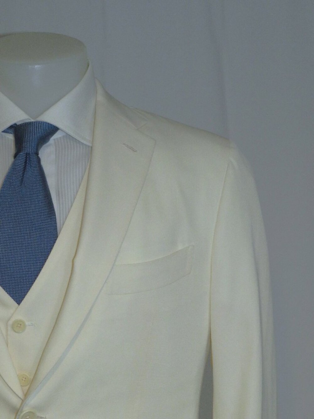 Mauro Blasio x Partenopea Bespoke Solid Cream Super 150 Three Piece Suit 42